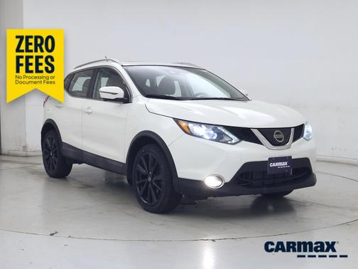 White 2019 Nissan Rogue Sport SL