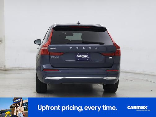 2023 Volvo XC60 Recharge Plug-In Hybrid T8 Core Bright Theme