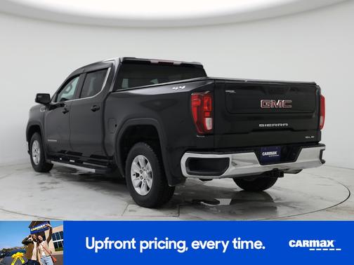 Black 2023 GMC Sierra 1500 SLE