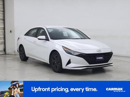 White 2023 Hyundai ELANTRA SEL