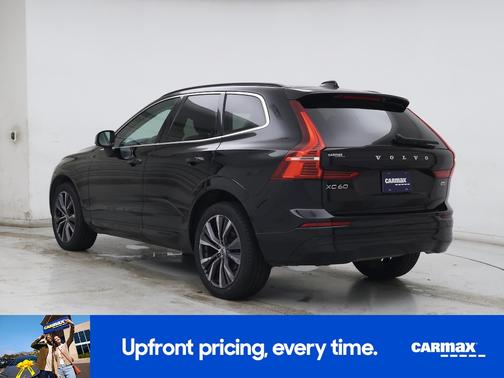 2022 Volvo XC60 B5 Momentum