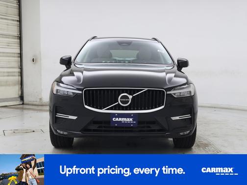 2022 Volvo XC60 B5 Momentum