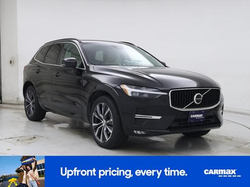 2022 Volvo XC60 B5 Momentum