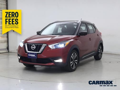 Red 2020 Nissan Kicks SR
