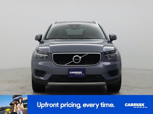 2020 Volvo XC40 T5 Momentum