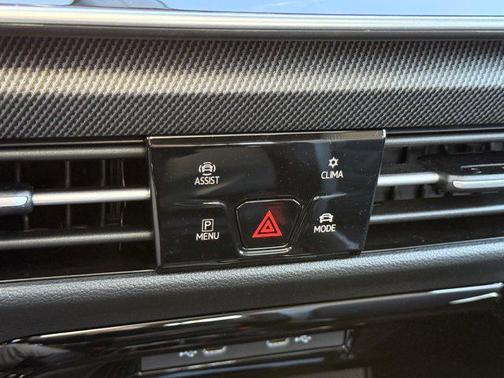 2025 Volkswagen Golf GTI 2.0T SE DSG