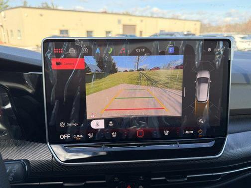 2025 Volkswagen Golf GTI 2.0T SE DSG