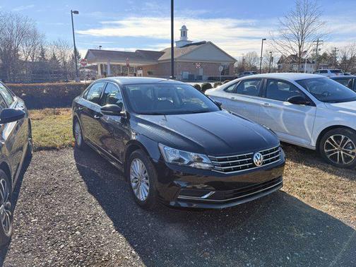 2016 Volkswagen Passat 1.8T SE