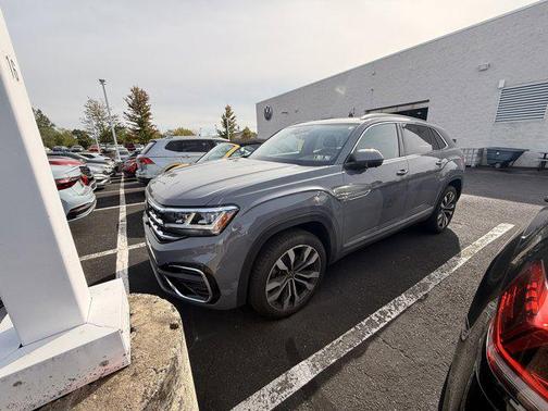 2022 Volkswagen Atlas Cross Sport 3.6L V6 SEL Premium R-Line