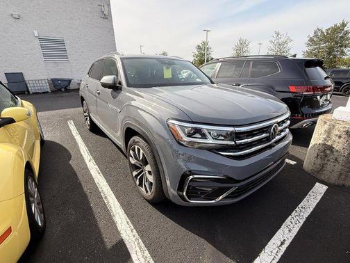 2022 Volkswagen Atlas Cross Sport 3.6L V6 SEL Premium R-Line