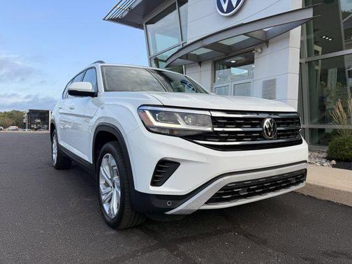 2022 Volkswagen Atlas 3.6L SE w/Technology