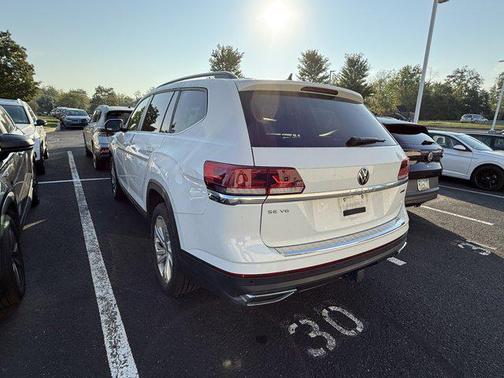 2022 Volkswagen Atlas 3.6L SE w/Technology