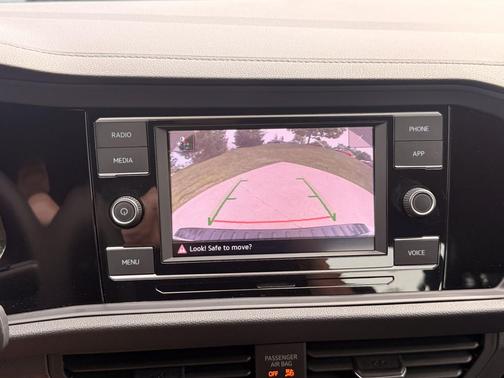 None 2024 Volkswagen Jetta 1.5T Sport