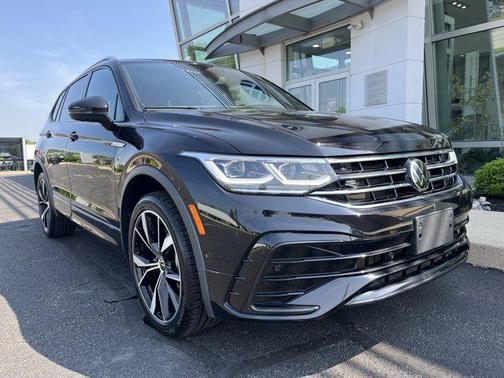 2022 Volkswagen Tiguan 2.0T SEL R-Line 4MOTION
