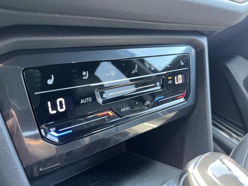 2022 Volkswagen Tiguan 2.0T SEL R-Line 4MOTION