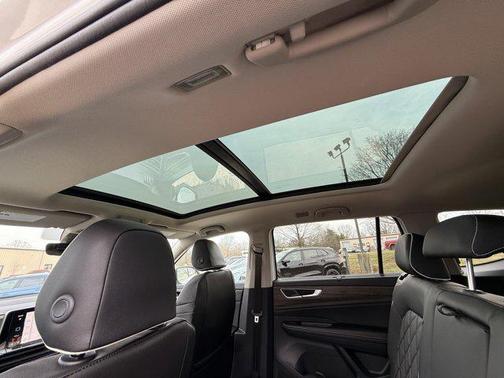 2026 Volkswagen Atlas 2.0T SEL Premium R-Line 4MOTION