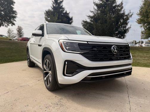 2026 Volkswagen Atlas 2.0T SEL Premium R-Line 4MOTION