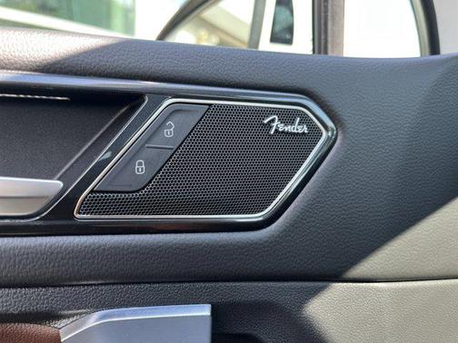 2022 Volkswagen Tiguan 2.0T SEL R-Line 4MOTION