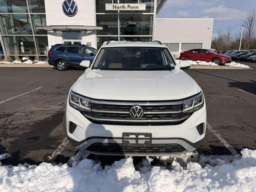2023 Volkswagen Atlas 2.0T SE w/Technology 4MOTION