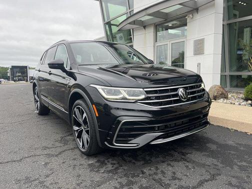 2022 Volkswagen Tiguan 2.0T SEL R-Line 4MOTION