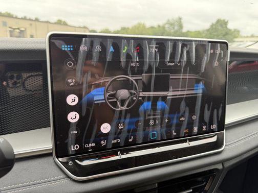 2025 Volkswagen Tiguan 2.0T SE 4MOTION