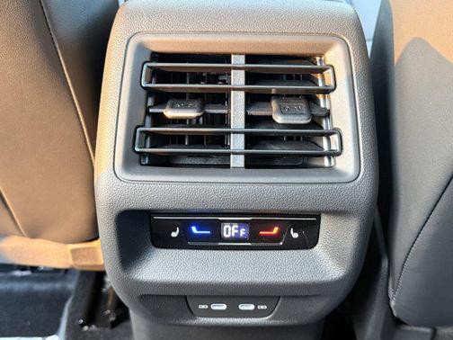 2026 Volkswagen Tiguan 2.0T SEL R-Line 4MOTION