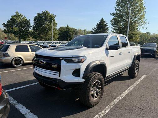 Summit White 2025 Chevrolet Colorado ZR2