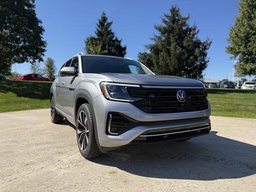 2026 Volkswagen Atlas 2.0T SEL Premium R-Line 4MOTION