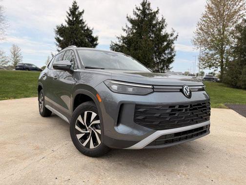 platinum gray metallic 2026 Volkswagen Tiguan 2.0T S 4MOTION