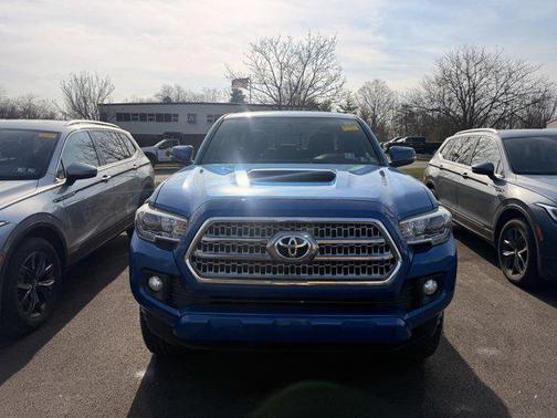 2016 Toyota Tacoma TRD Sport