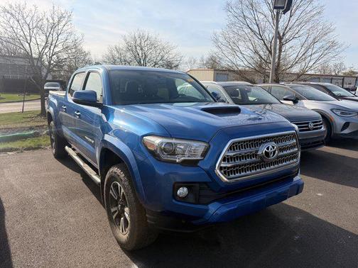 2016 Toyota Tacoma TRD Sport