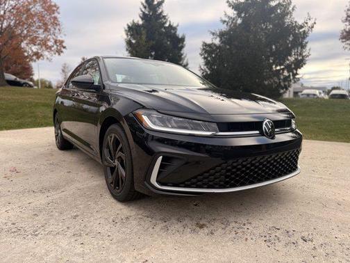 2026 Volkswagen Jetta 1.4T SE