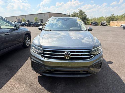 Gray 2023 Volkswagen Tiguan 2.0T SE