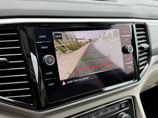 2022 Volkswagen Atlas 3.6L SEL Premium