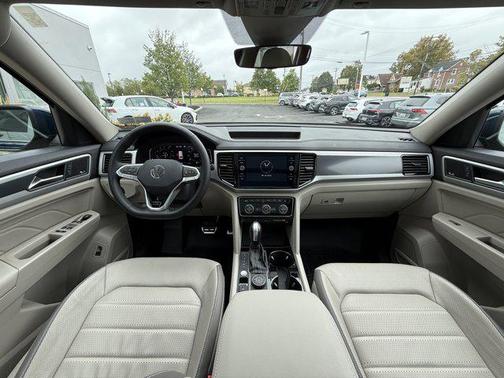 2022 Volkswagen Atlas 3.6L SEL Premium
