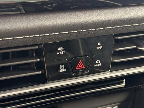 2026 Volkswagen Atlas Cross Sport 2.0T SEL Premium