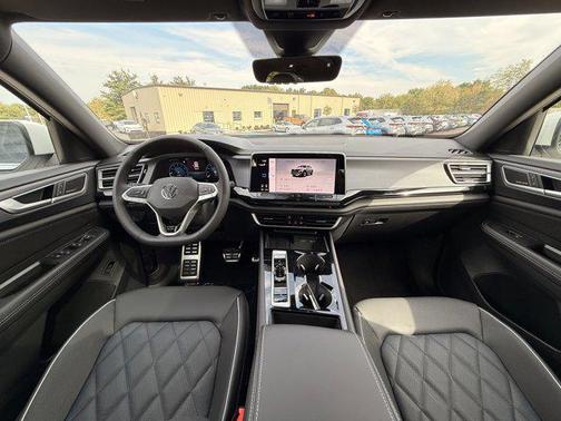 2026 Volkswagen Atlas Cross Sport 2.0T SEL Premium