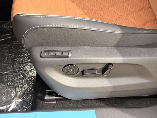 Sandstone 2026 Volkswagen Tiguan 2.0T SEL R-Line 4MOTION