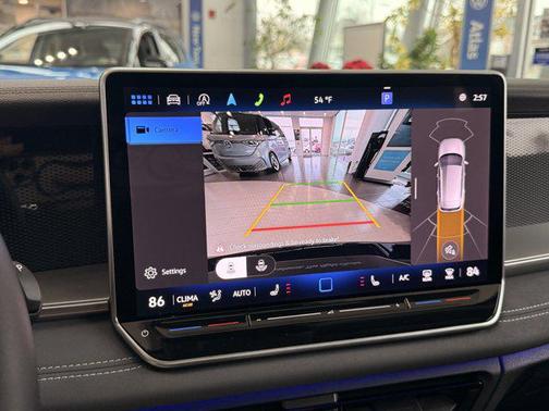 2025 Volkswagen Tiguan 2.0T SE 4MOTION