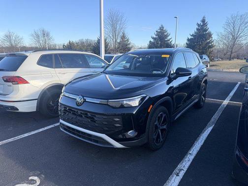 2025 Volkswagen Tiguan 2.0T SE 4MOTION