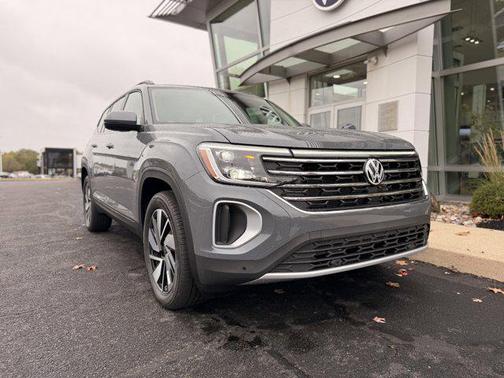 2026 Volkswagen Atlas 2.0T SE w/Technology 4MOTION