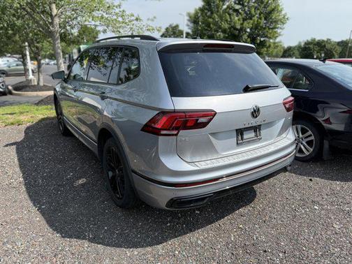 2022 Volkswagen Tiguan 2.0T SE R-Line Black 4MOTION