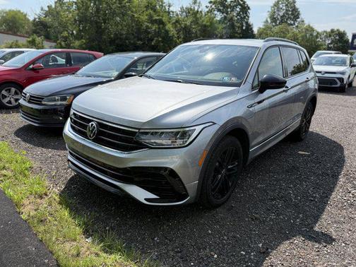 2022 Volkswagen Tiguan 2.0T SE R-Line Black 4MOTION