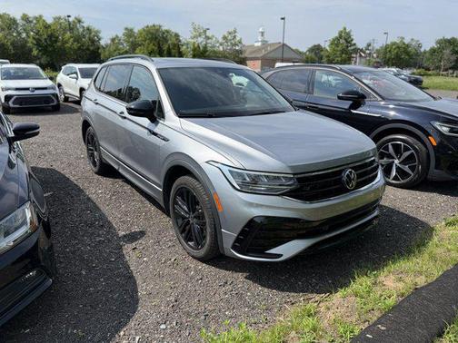 2022 Volkswagen Tiguan 2.0T SE R-Line Black 4MOTION