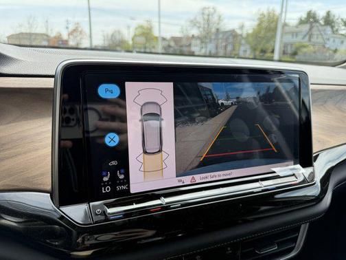 2025 Volkswagen Atlas 2.0T SE w/Technology 4MOTION