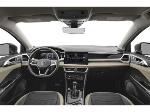 Monument Gray 2026 Volkswagen Taos SE