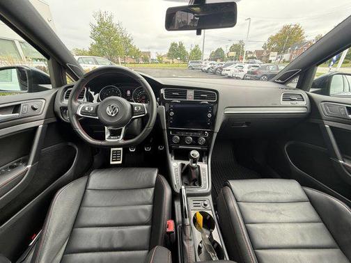 2019 Volkswagen Golf GTI 2.0T S 4-Door