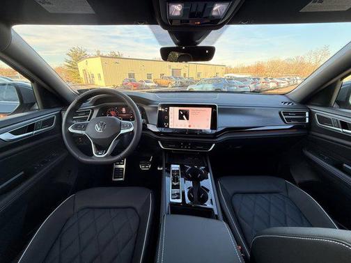 2026 Volkswagen Atlas Cross Sport 2.0T SEL Premium