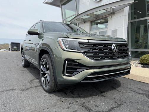 2025 Volkswagen Atlas 2.0T SEL Premium R-Line 4MOTION