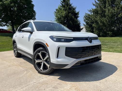 White 2026 Volkswagen Tiguan 2.0T SE